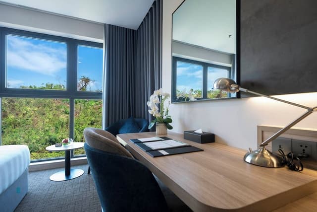 Superior Room, 3 Twin Beds, Hill View (Garden)