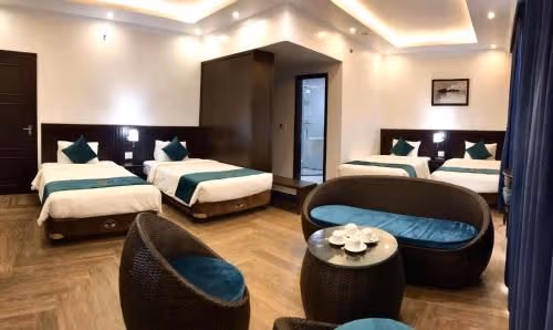 Deluxe Family Room