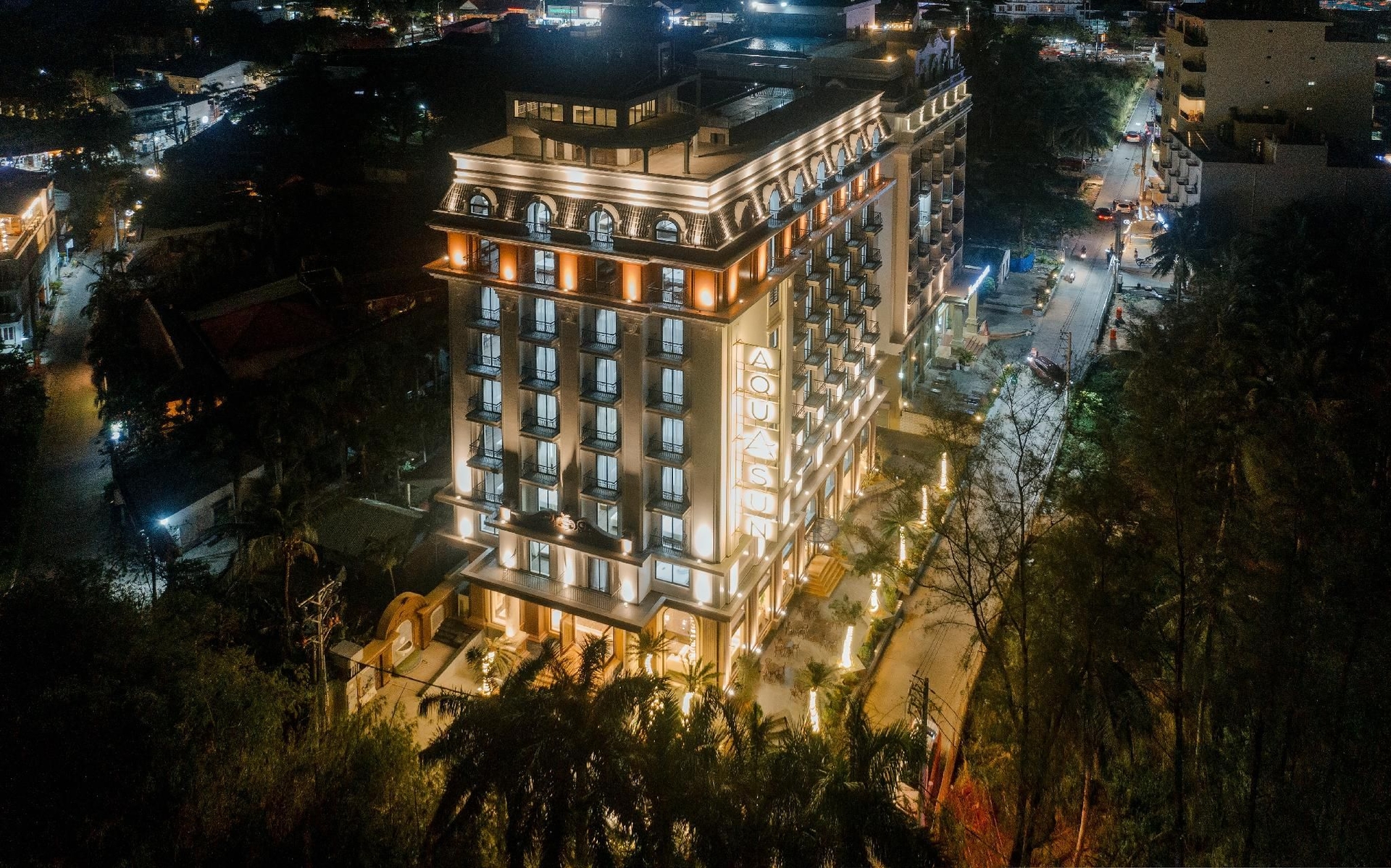 โรงแรมอควาซัน ฟู้โกว๊ก (Aquasun Hotel Phu Quoc)0