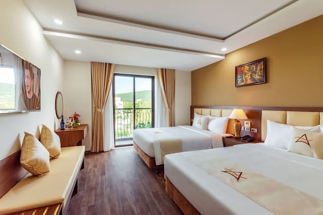 Deluxe Double or Twin Room, Garden View