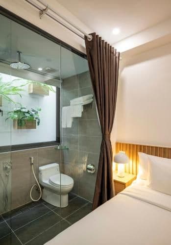 Standard Queen Room