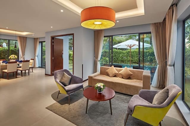 Standard Villa, Multiple Beds, Balcony, Garden View (1 King 4 Single Beds)