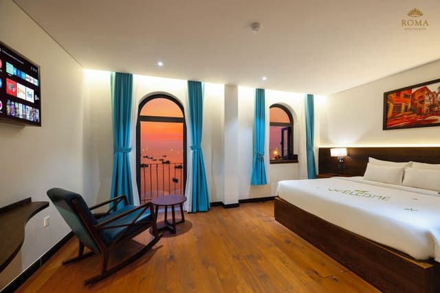 Fortuna, Ocean View, 1 King Bed with Window / Balcony