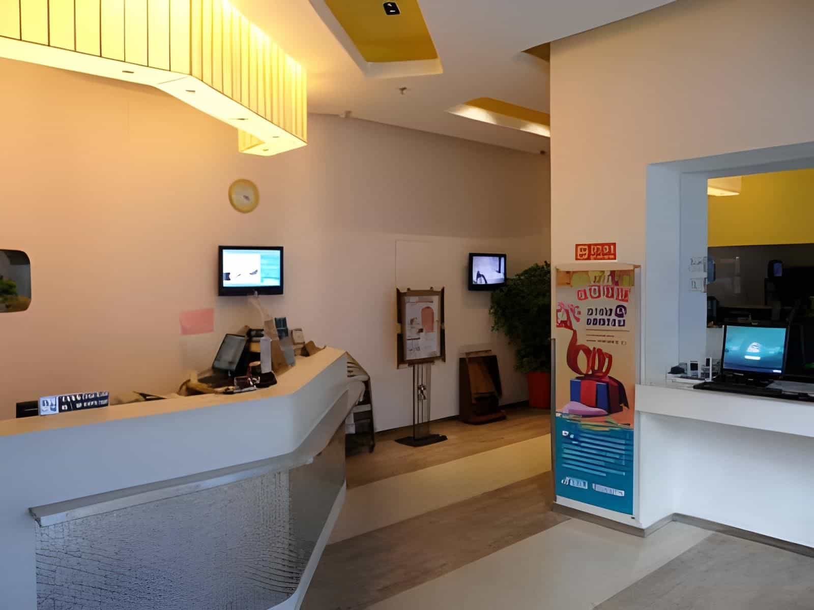 Jinjiang Inn Xiamen railway station Vientiane City Hotel Jinjiang Inn Xiamen railway station Vientiane City Hotel