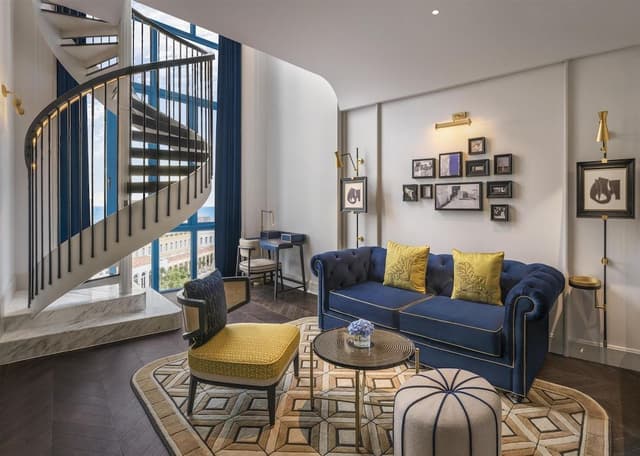 Suite, 1 King Bed, Ocean View