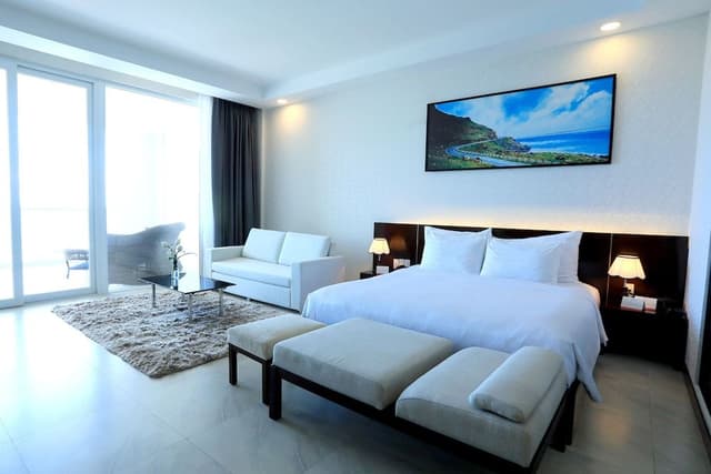 Ocean View Signature Deluxe