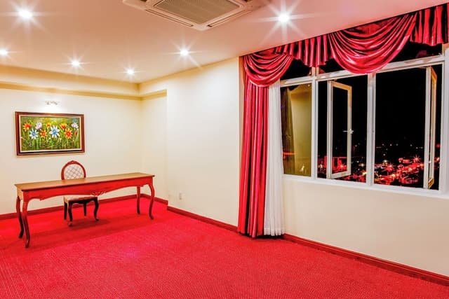 Presidential Suite