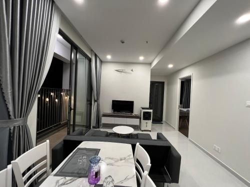 เดอะ เอเมอรัลด์ กอล์ฟ วิว อพาร์ตเมนต์ (The Emerald Golf View Apartment)1