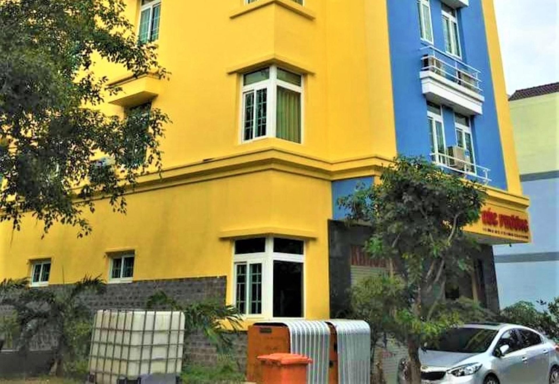โรงแรม กุก พวง (Cuc Phuong Hotel)0