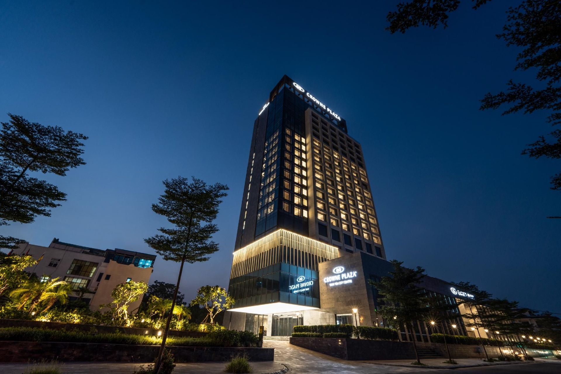 คราวน์ พลาซ่า วิน เยน ซิตี้ เซ็นเตอร์ (Crowne Plaza Vinh Yen City Centre)0