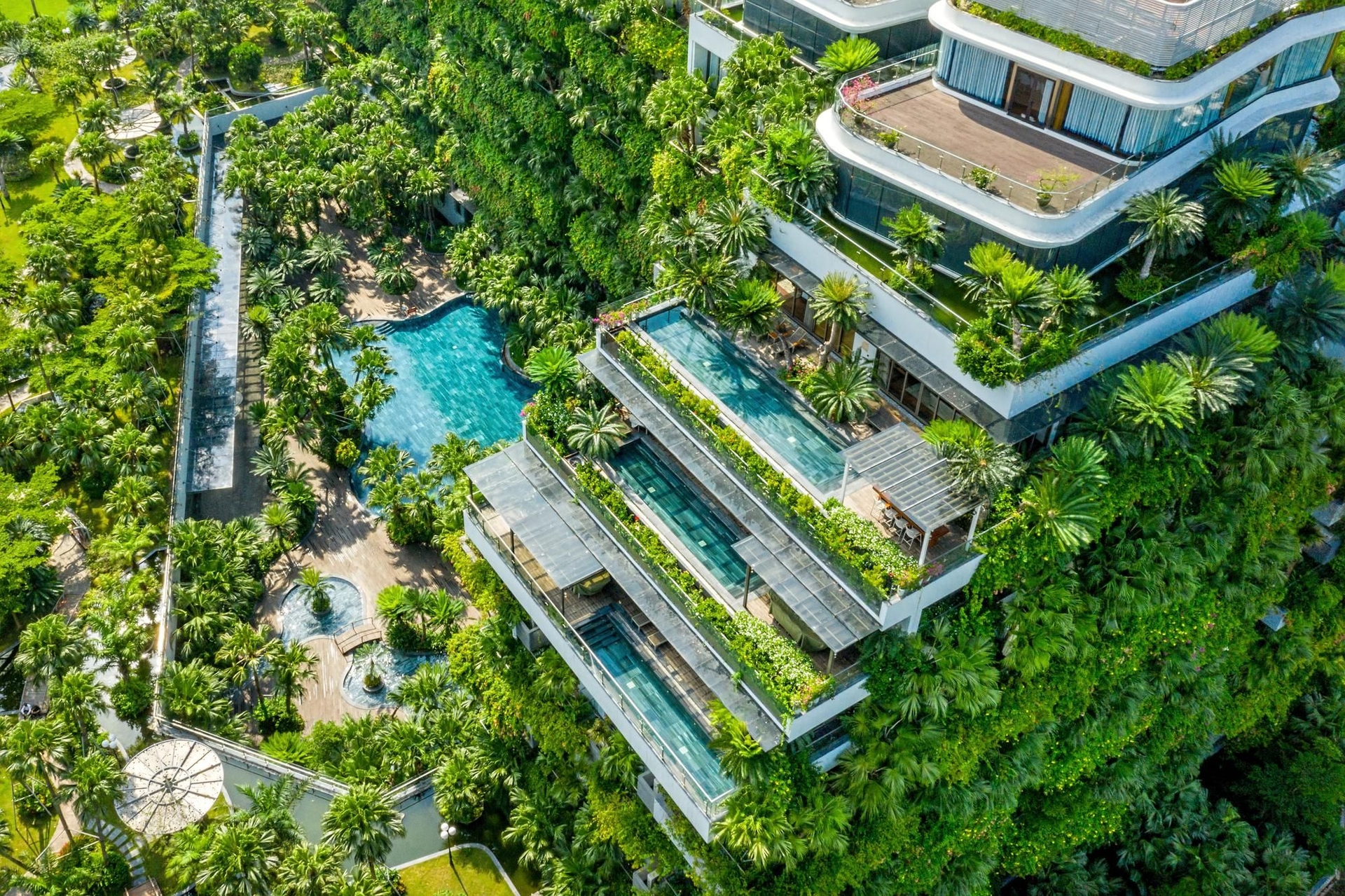 เจ้าของวิลล่าฟลามิงโกไดไล (Flamingo Dai Lai Villa Owner)1