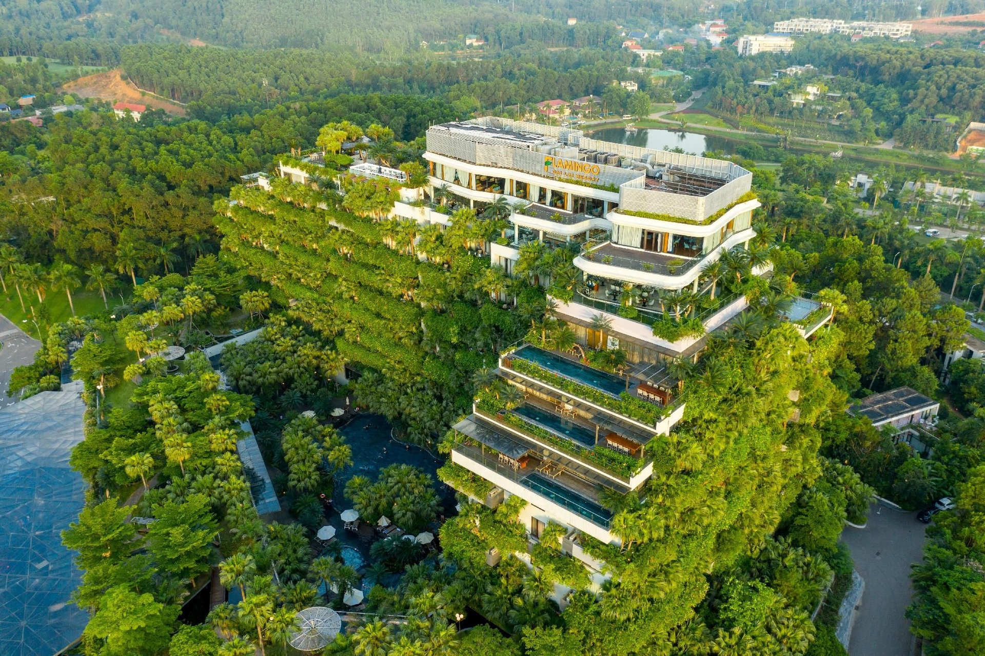 ฟลามิงโก้ รีสอร์ท ไดไล (Flamingo Resort Dai Lai)0