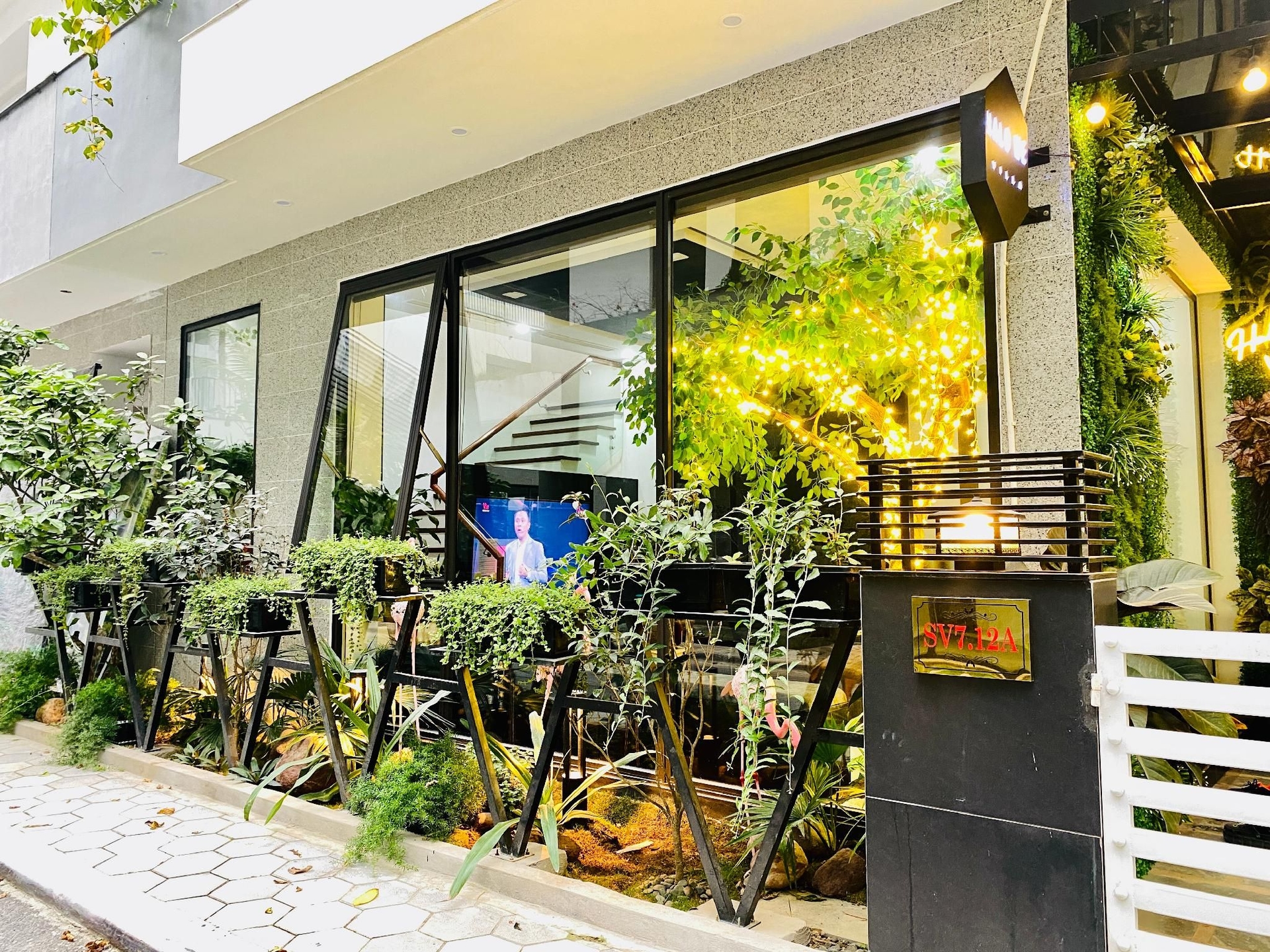 ฮาโล มี วิลล่า (HALO ME Villa)0