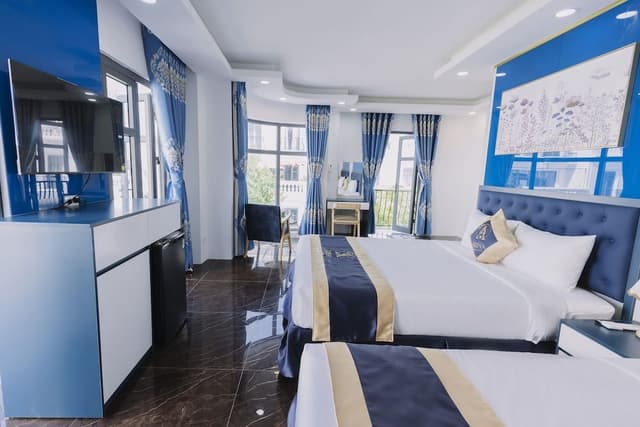 Quadruple Room, Balcony, City View