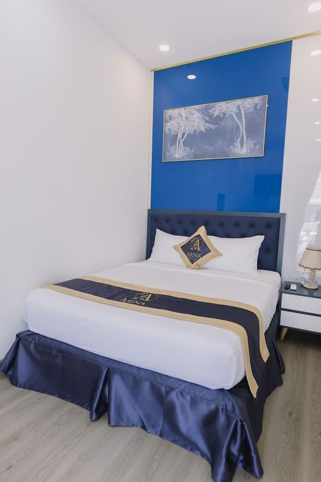 Deluxe Room, 1 Queen Bed, Balcony, City View