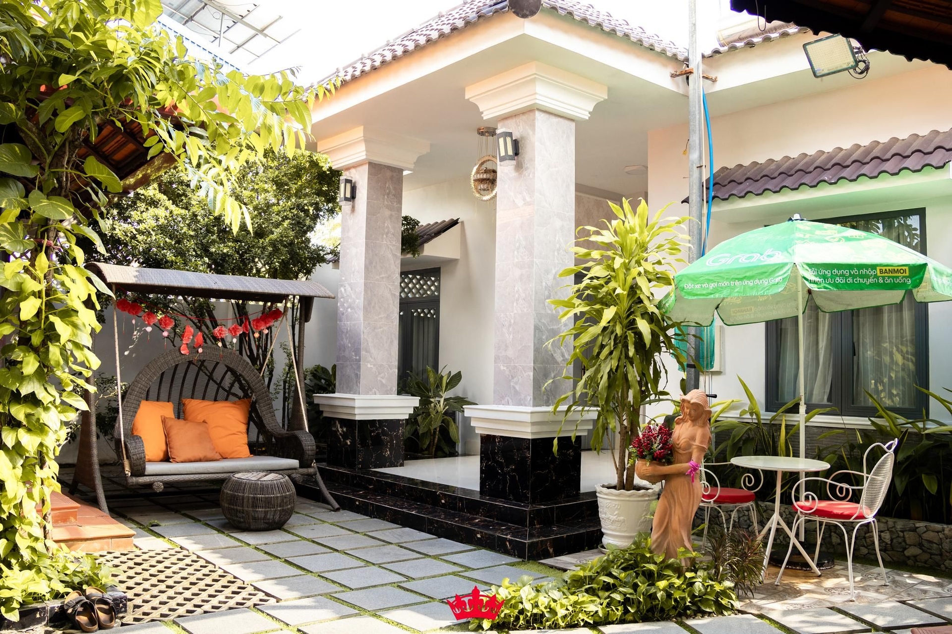 ฮวงมาย โฮเต็ล (Hoang Mai Hotel)0