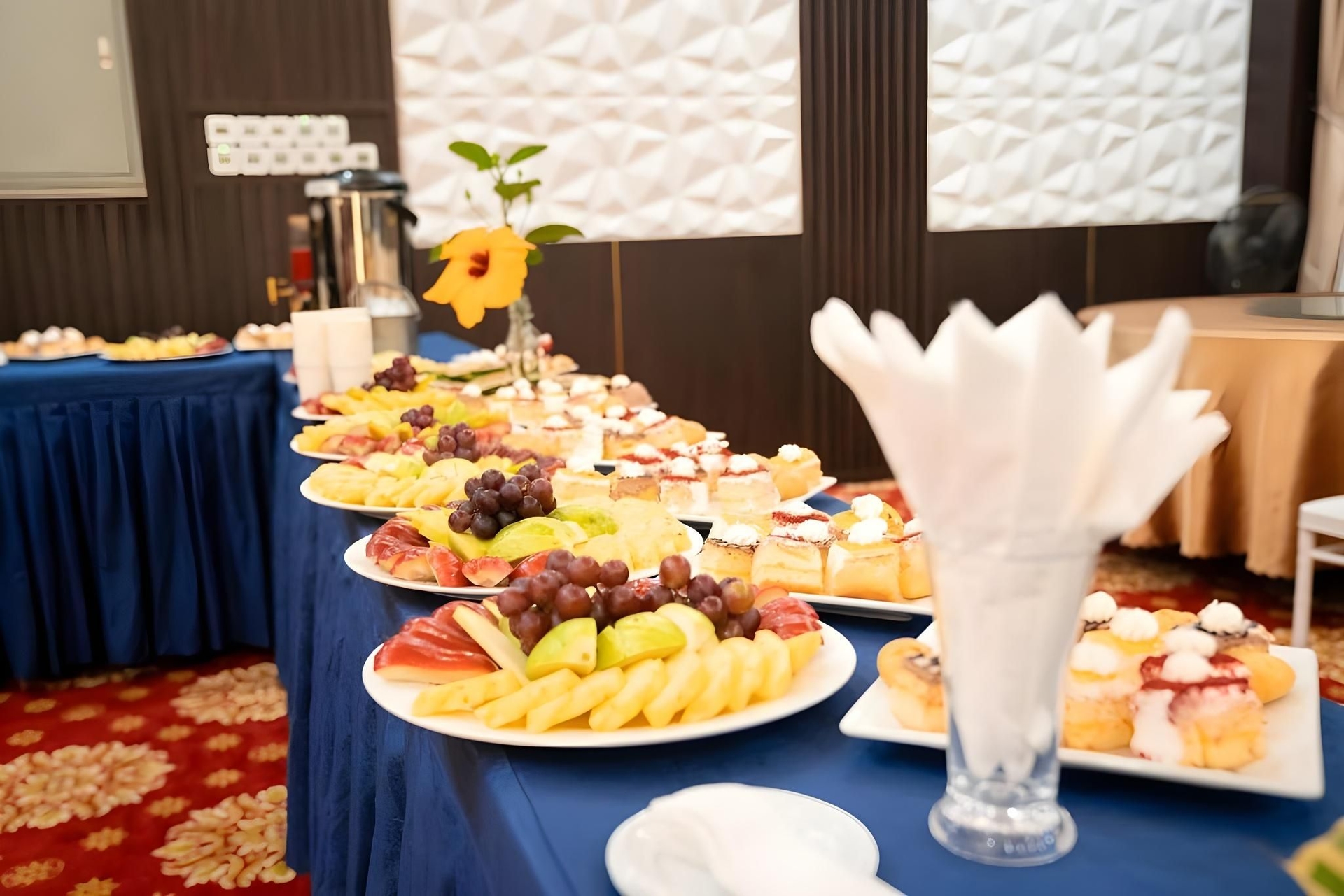 โรงแรมเลเจนด์ ฮิลล์ ไทเหงียน (Hotel Legend Hill Thai Nguyen)0