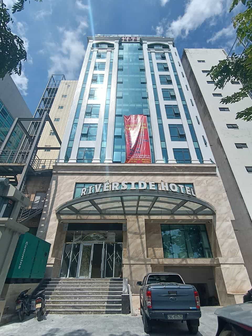 โรงแรมริเวอร์ไซด์ ฮานาม