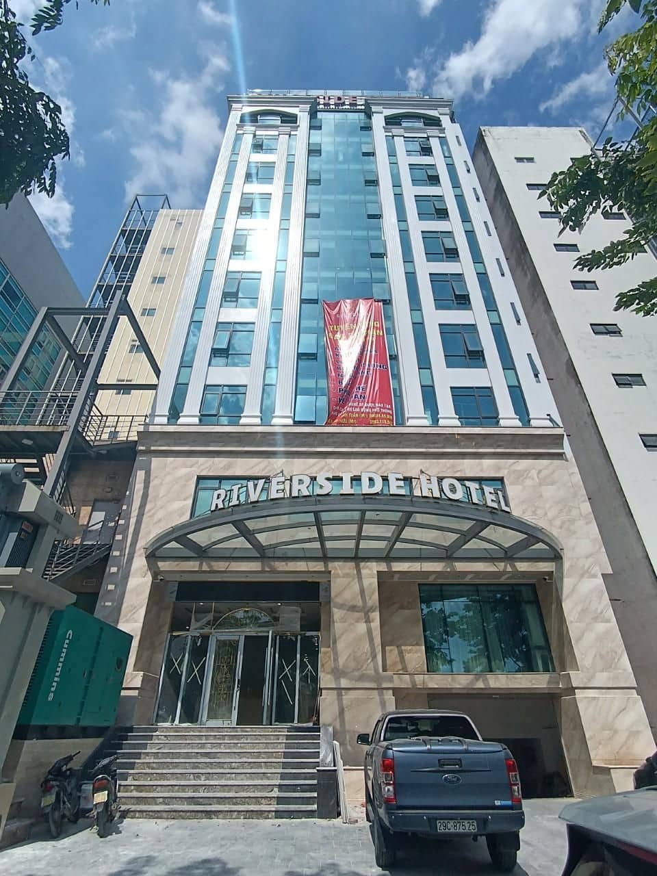 โรงแรมริเวอร์ไซด์ ฮานาม โรงแรมริเวอร์ไซด์ ฮานาม