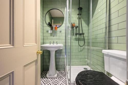 Small Queen Room