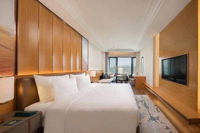 Three-bedroom Suite Oceanview
