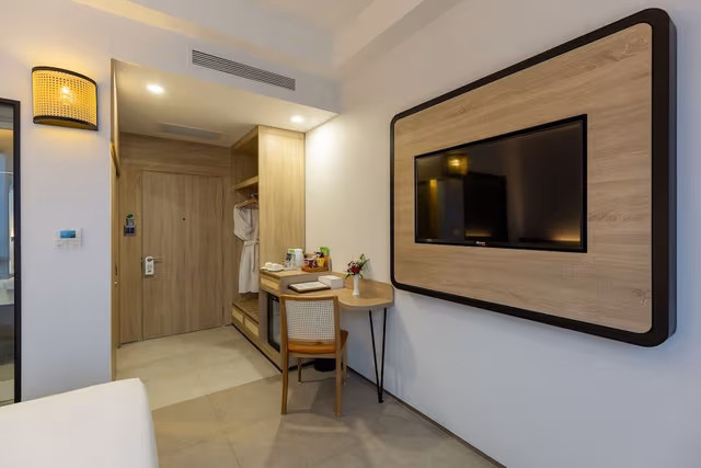 Deluxe Double or Twin Room, City View