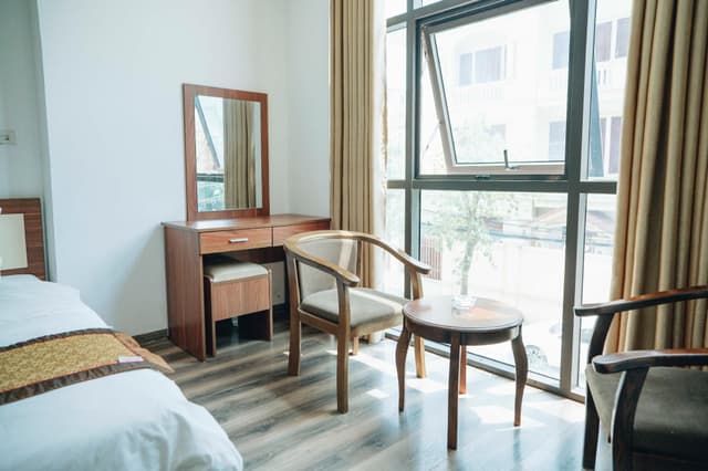 Family Room for 4 Adults and 2 Children