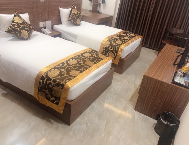 Standard Twin Bedroom