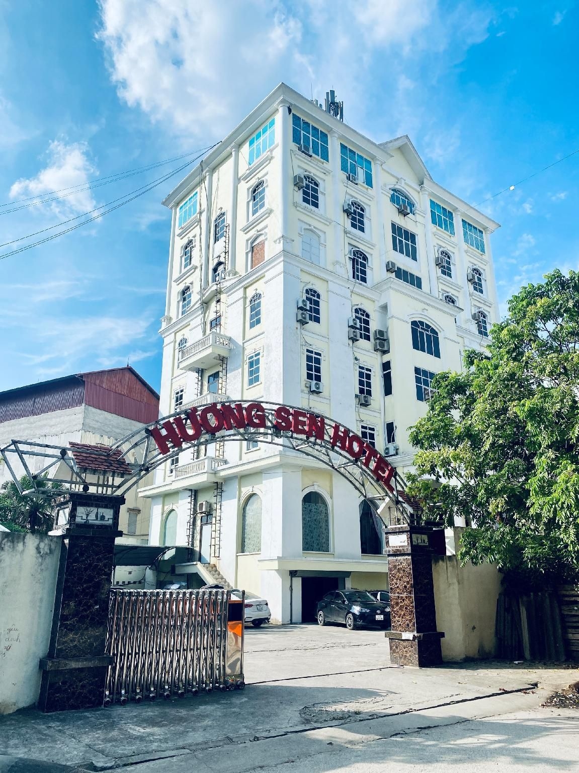 Hương Sen hotel0