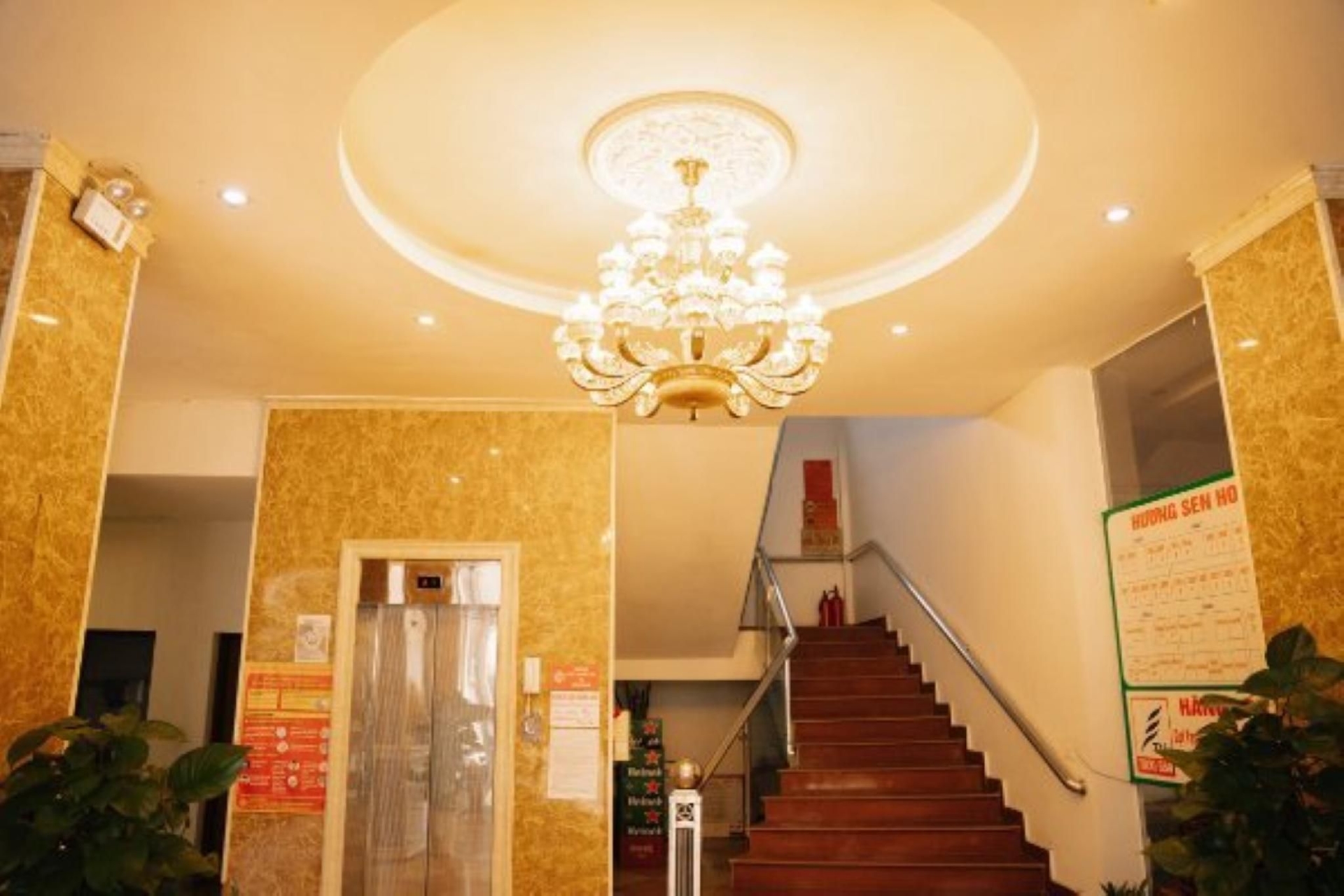 Hương Sen hotel1