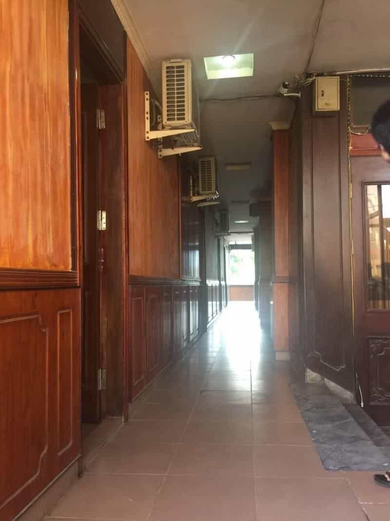 Nha Nghi Tham Quyen