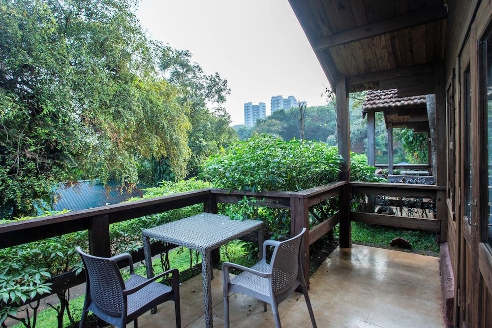 Stone Water Eco Resort0