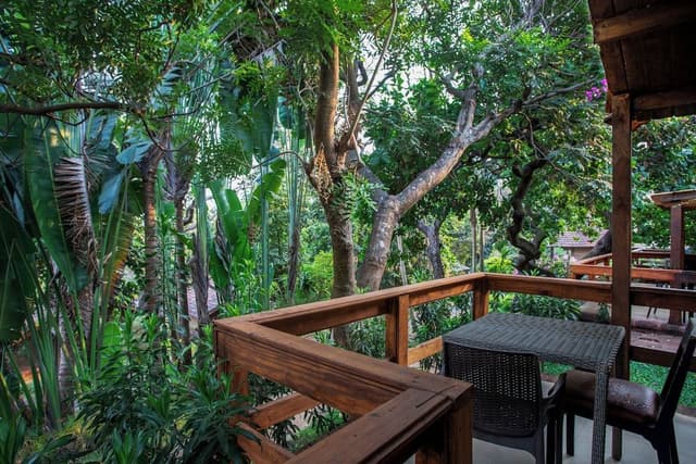 Garden View Chalet