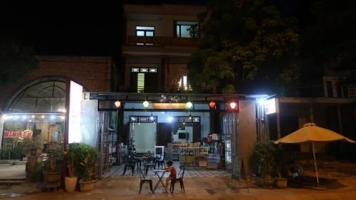 โฮอัน เชา โฮมสเตย์ (Hoan Chau Homestay)0