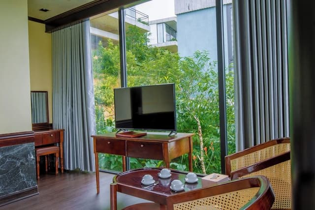 Bungalow, Balcony