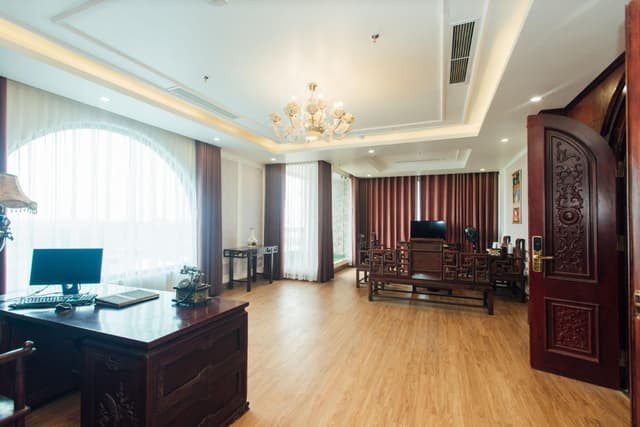 Presidential Suite