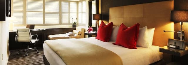 Anh Phat Suite