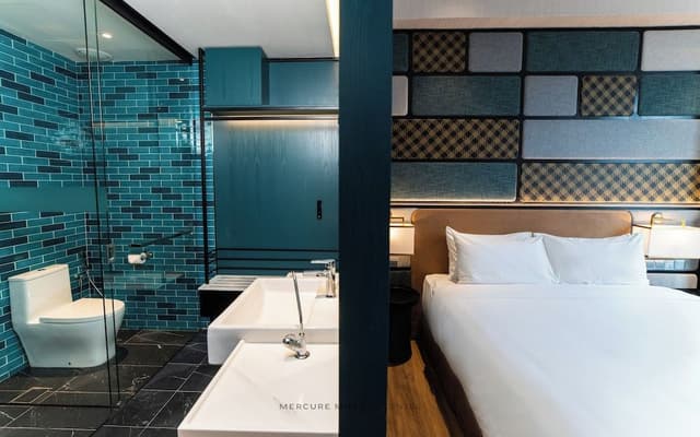 Deluxe Room, 1 King Bed