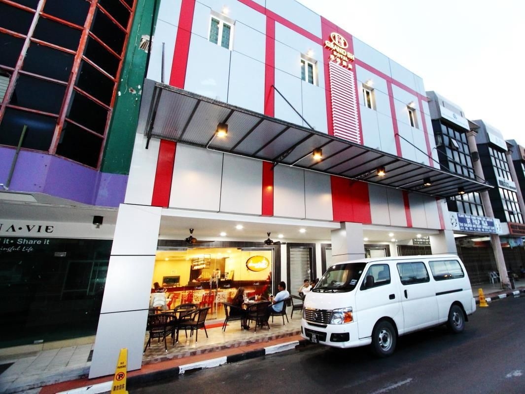 โรงแรมแกรนด์ เอสเอช (Grand SH Hotel)1