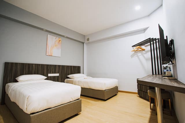 Standard Twin Room without Window