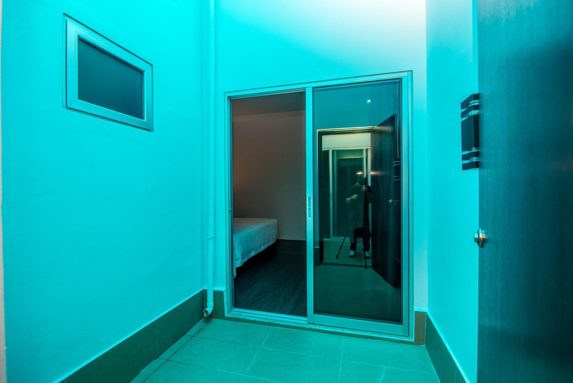 Pari Inn2