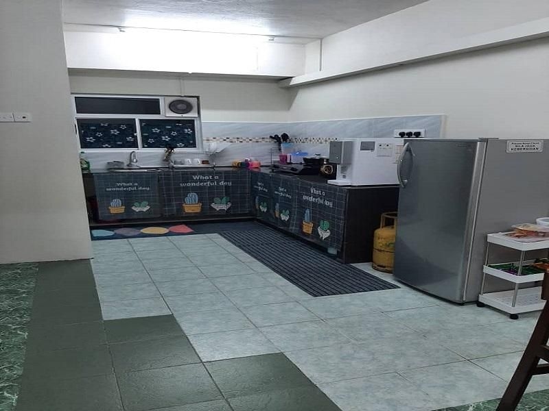 อพาร์ตเมนต์ 4 ห้องนอน 3 ห้องน้ำส่วนตัว ขนาด 1000 ตร.ม. – ทานาห์ ราตะ (White Daisy Guest House)1