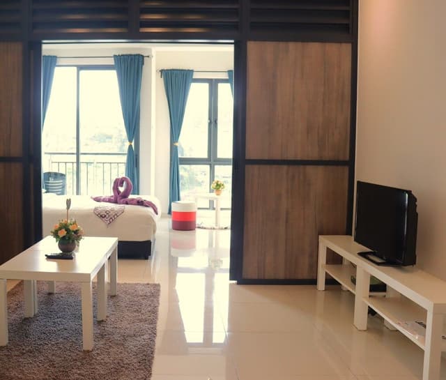 Executive Studio