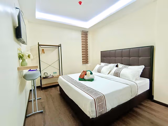 Standard King Room