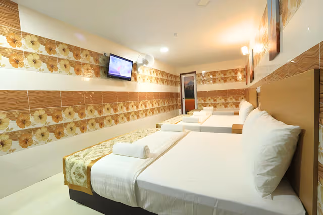 Deluxe Room for 5 People