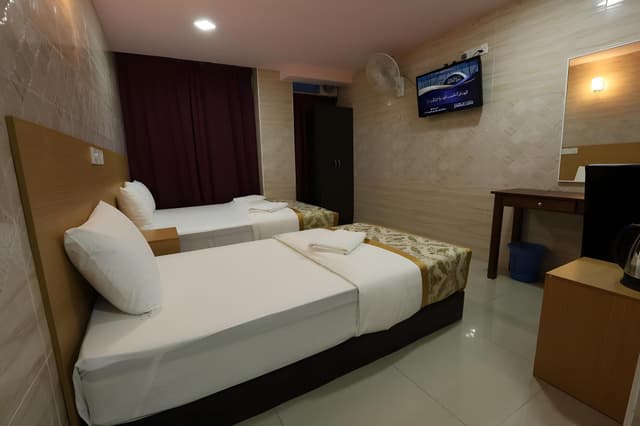 Quadruple Room with Bathroom