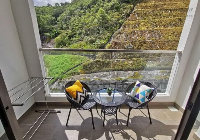 3-Bedroom Apartment for 6 People