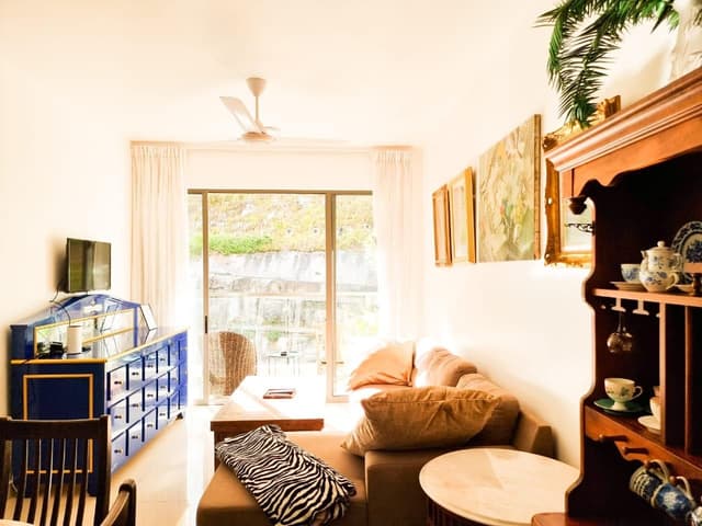 Serviced Apartment