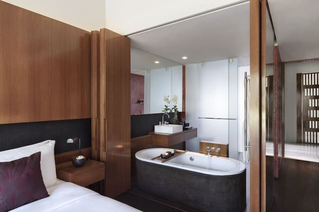 Deluxe Room, Garden View
