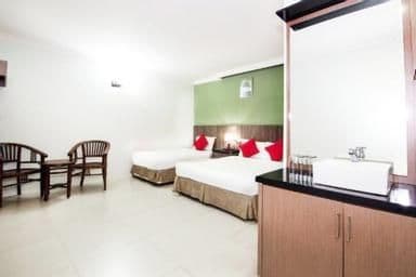Triple Suite